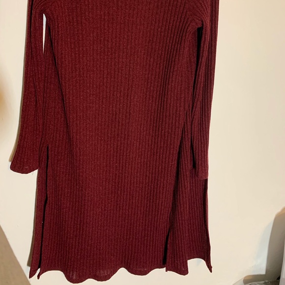 Burgundy Cardigan with Side Slits - Picture 2 of 2